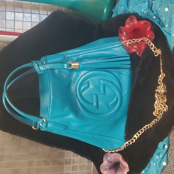 Gucci Handbags - Gucci Soho Bag Includes COA